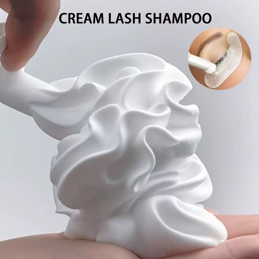 Dostosowany szampon do rzęs z  – Eyelash Extension Logo recenzja i cena