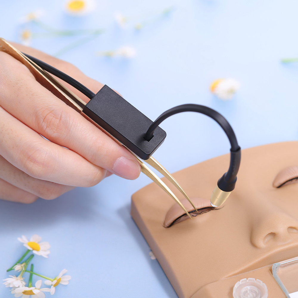 Nowa pomysł na produkt od Pink – Eyelash Extension Logo recenzja i cena